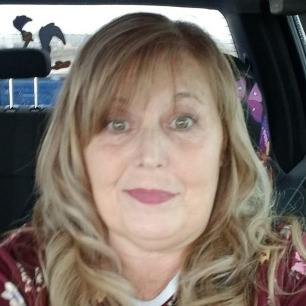 Meet your Posher, Theresa